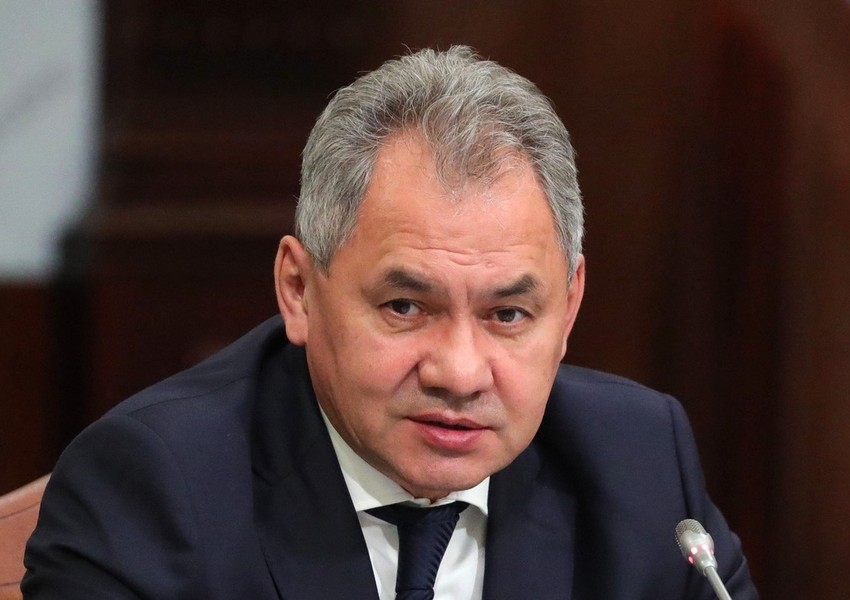 Şoyqu: "Burada prezidentlərə məruzə etməli, müzakirə olunmalı məsələlər var"