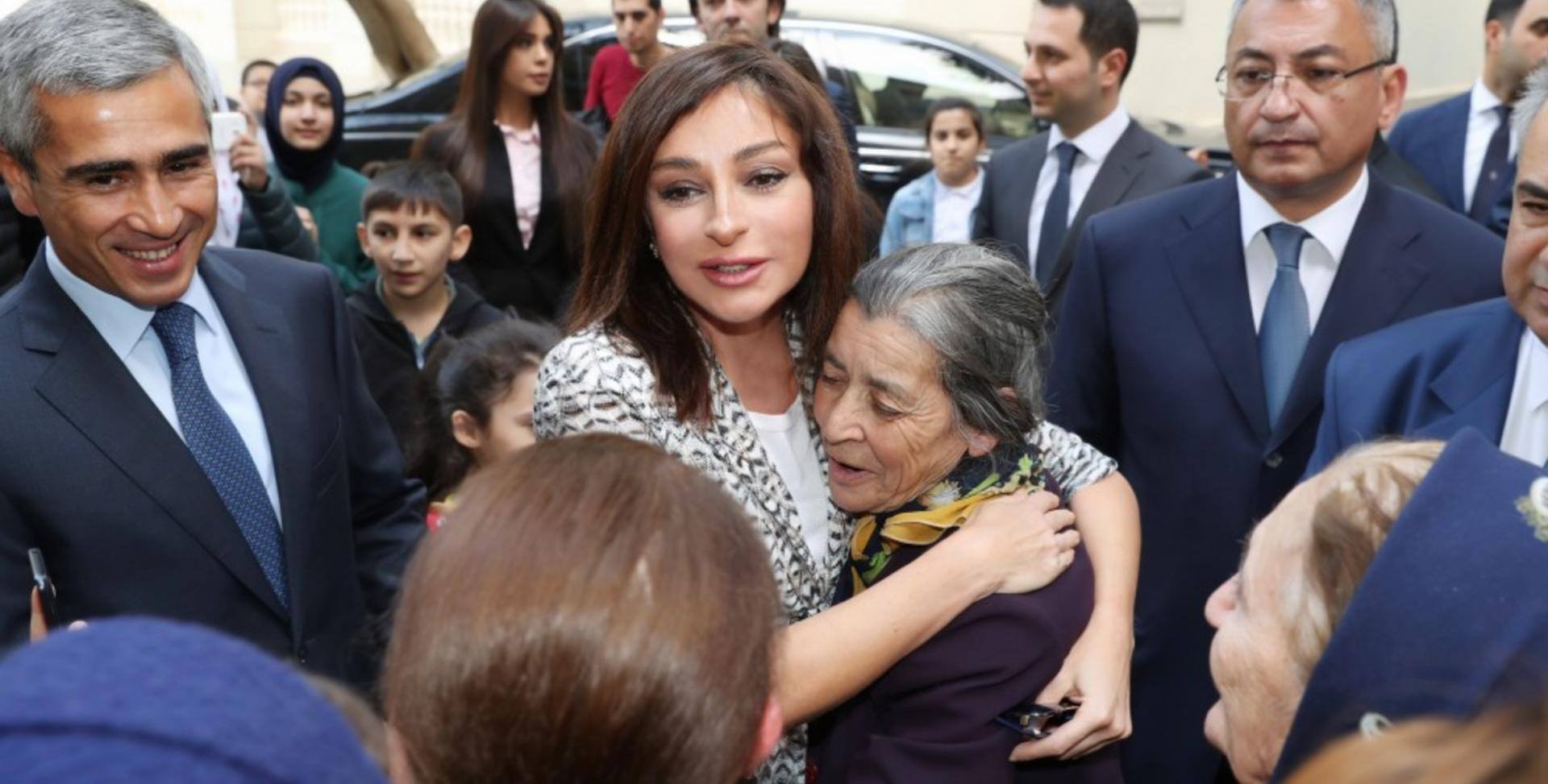 "Mərhəmət, insanlara qayğı, vətəndaş təəssübkeşliyi Mehriban Əliyevanın həyat amalıdır"