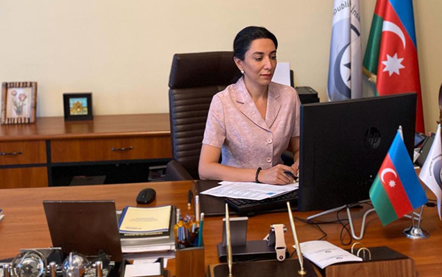 Səbinə Əliyeva iş başında - Foto