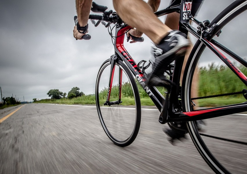 YPX millimizin velosipedçisini cərimələdi