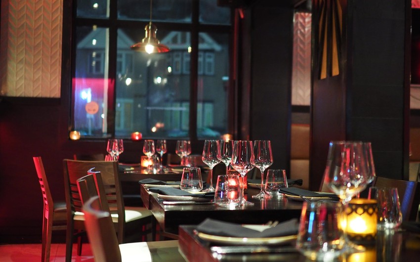 Bu tarixdən qapalı kafe-restoranlara da icazə verilir - RƏSMİ