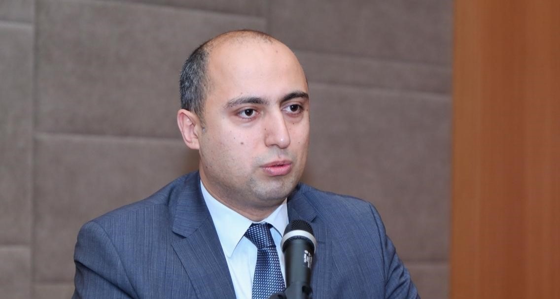 Bakıda şagirdlər bu qaydada məktəbə gedəcəklər - RƏSMİ