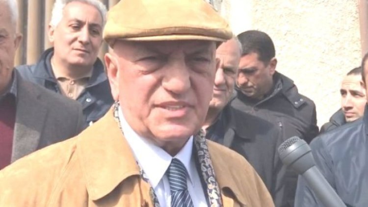 Əli İnsanovun köməkçisinə 30 sutka həbs verildi