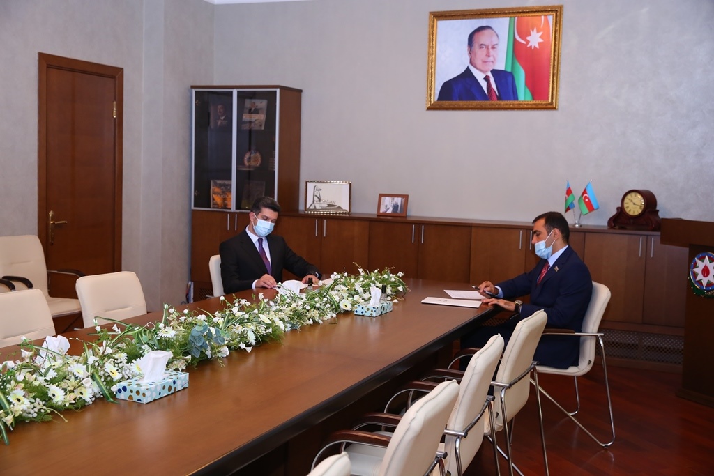İcra başçısı millət vəkili ilə birgə vətəndaşlarla növbəti onlayn qəbul keçirdi - FOTOLAR