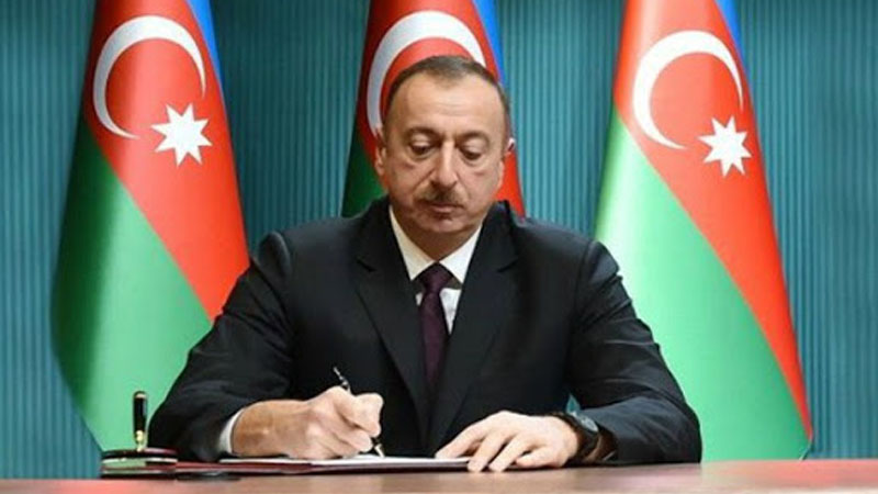 İlham Əliyev Mayorovu təltif etdi - SƏRƏNCAM