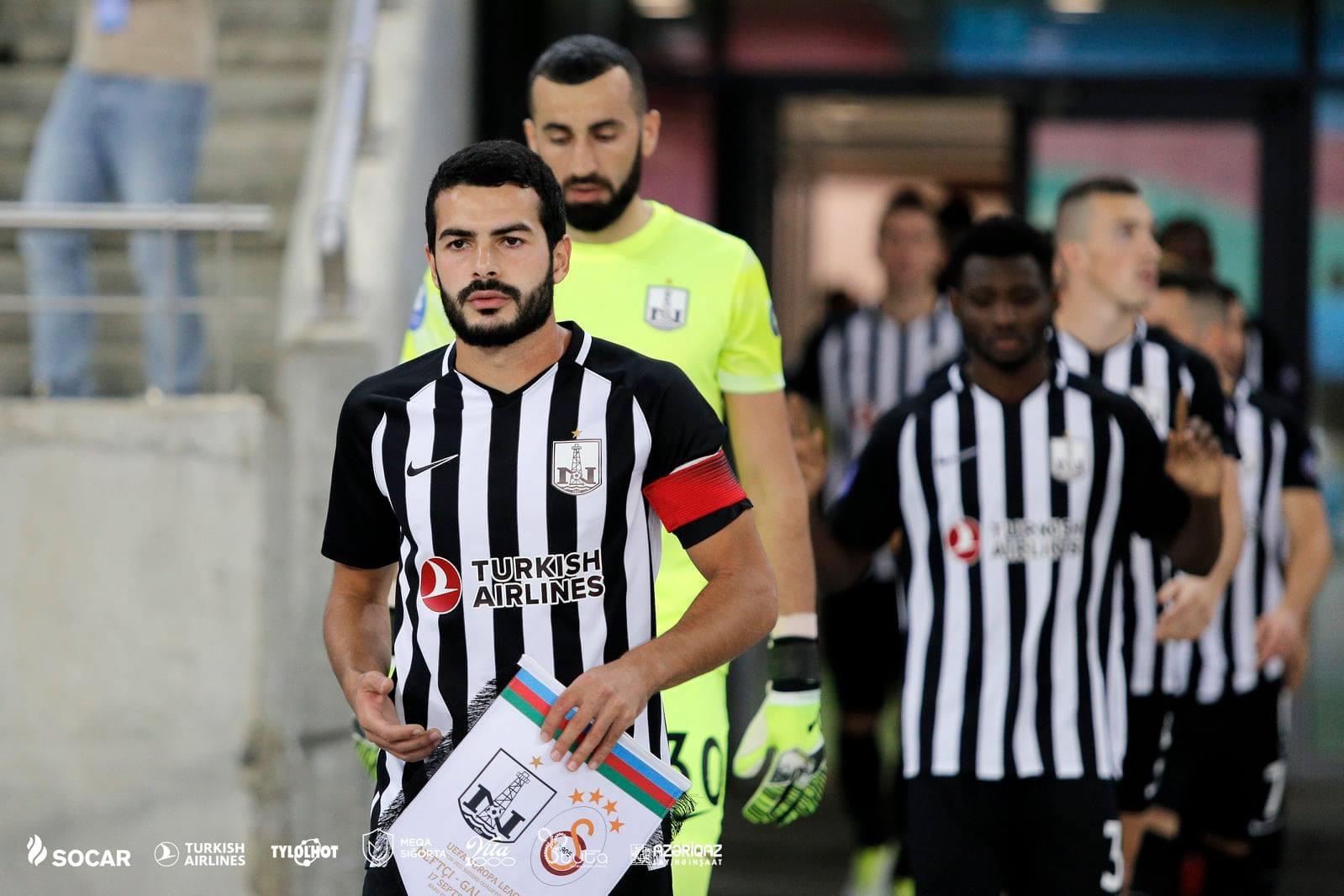 "Qarabağ" öz meydanında "Neftçi"yə uduzdu