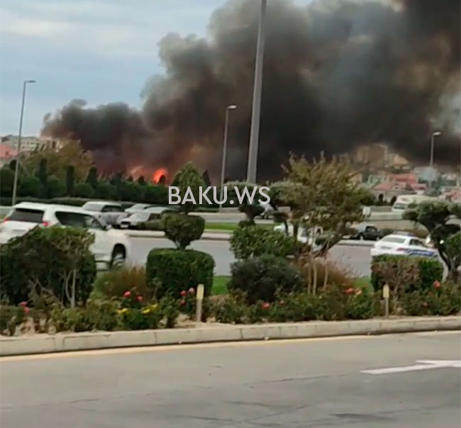 Aeroport yolu istiqamətində güclü yanğın - VİDEO