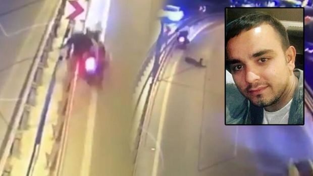 Yol nişanı dirəyinə çırpılan polis öldü - VİDEO