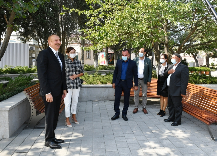 İlham Əliyev və Mehriban Əliyeva Balaxanıda - FOTOLAR