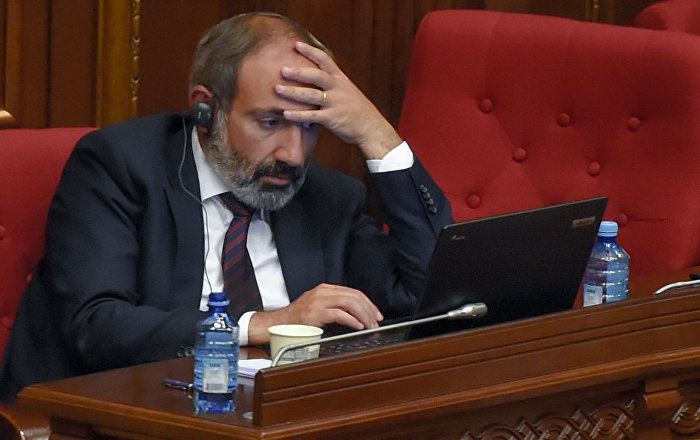 Paşinyan Qarabağdakı ermənilərə müraciət etdi: Ermənistana Qaçın!