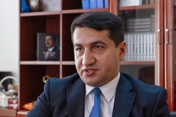 Hikmət Hacıyevdən Bərxudarov haqqında yayılan xəbərlərlə bağlı AÇIQLAMA