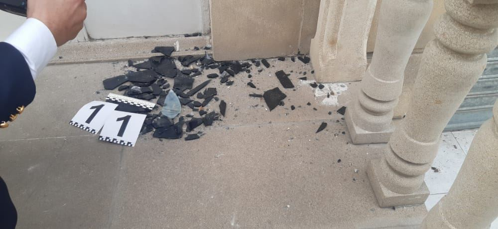 Düşmən tərəfindən atılan mərmilərdən biri Tərtərdə Polis Şöbəsinin həyətinə düşdü
