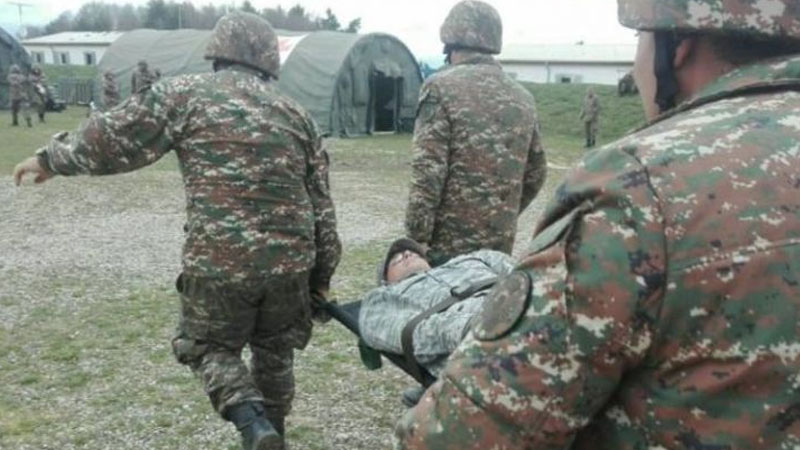Ermənistan səhiyyə naziri əmr imzaladı - Hospitallarda boş yer yoxdur