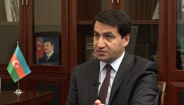 Hikmət Hacıyev: “Bu barədə xəbərlər cəfəngiyyatdır”