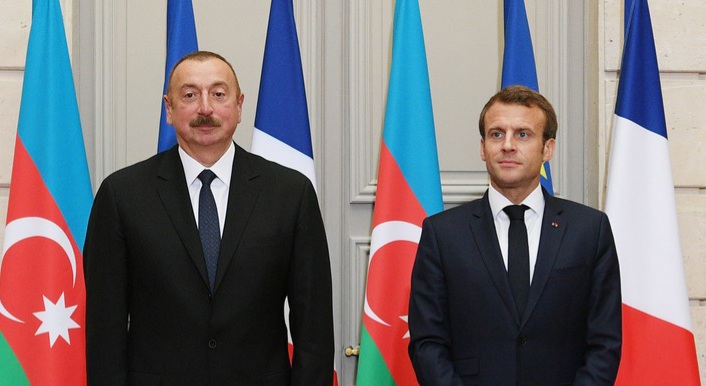 Makron Azərbaycan Prezidentinə zəng etdi