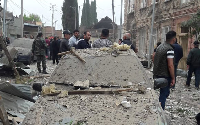 “Azərbaycan peyk vasitəsilə atəşlərin trayektoriyasını müəyyənləşdirəcək”