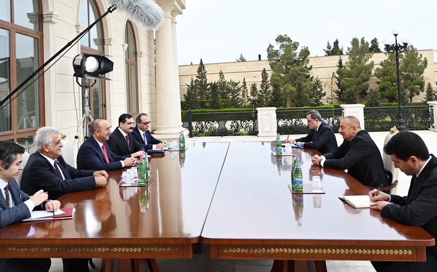 Prezident İlham Əliyev Mövlud Çavuşoğlunu qəbul edib - FOTO
