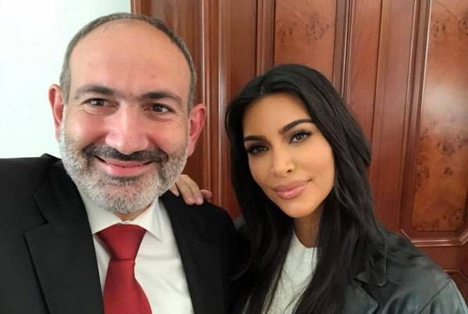 Kim Kardaşyan silah almaq üçün ermənilərə 1 milyon dollar yardım etdi