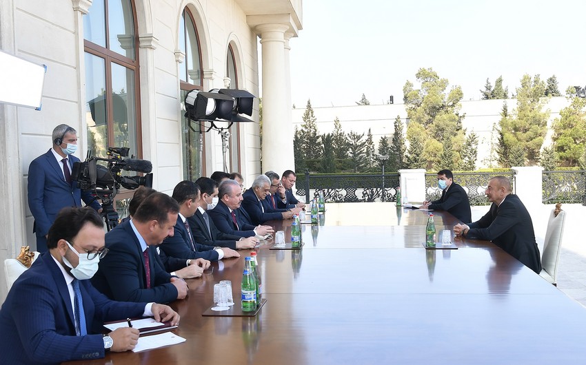 TBMM Sədri: "Yunanıstan səfirini qəbul edərkən verdiyiniz açıqlama Türkiyədə sevinclə izlənildi"