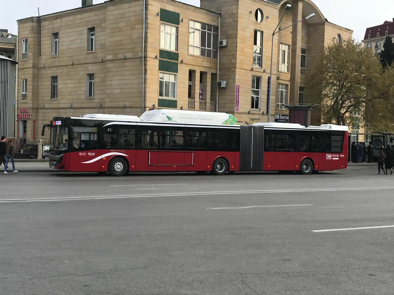 Müntəzəm və ekspress xətt avtobuslarının intervalında ciddi gecikmələr olub