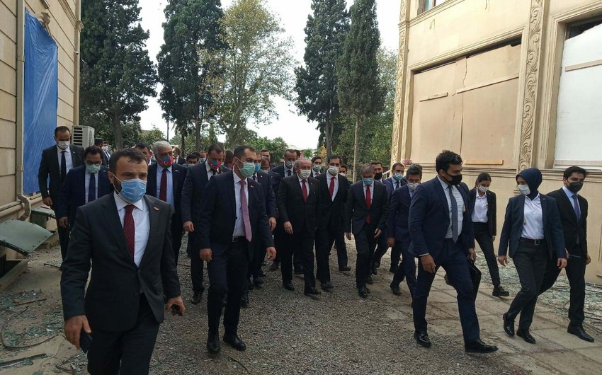 Türkiyə parlamentinin sədri Gəncədədir - FOTO