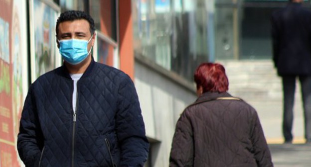 Ermənistanda bir gündə rekord sayda insan koronavirusdan öldü