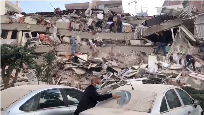 İzmirdəki zəlzələ nəticəsində həyatını itirənlərin sayı 51 nəfərə çatıb