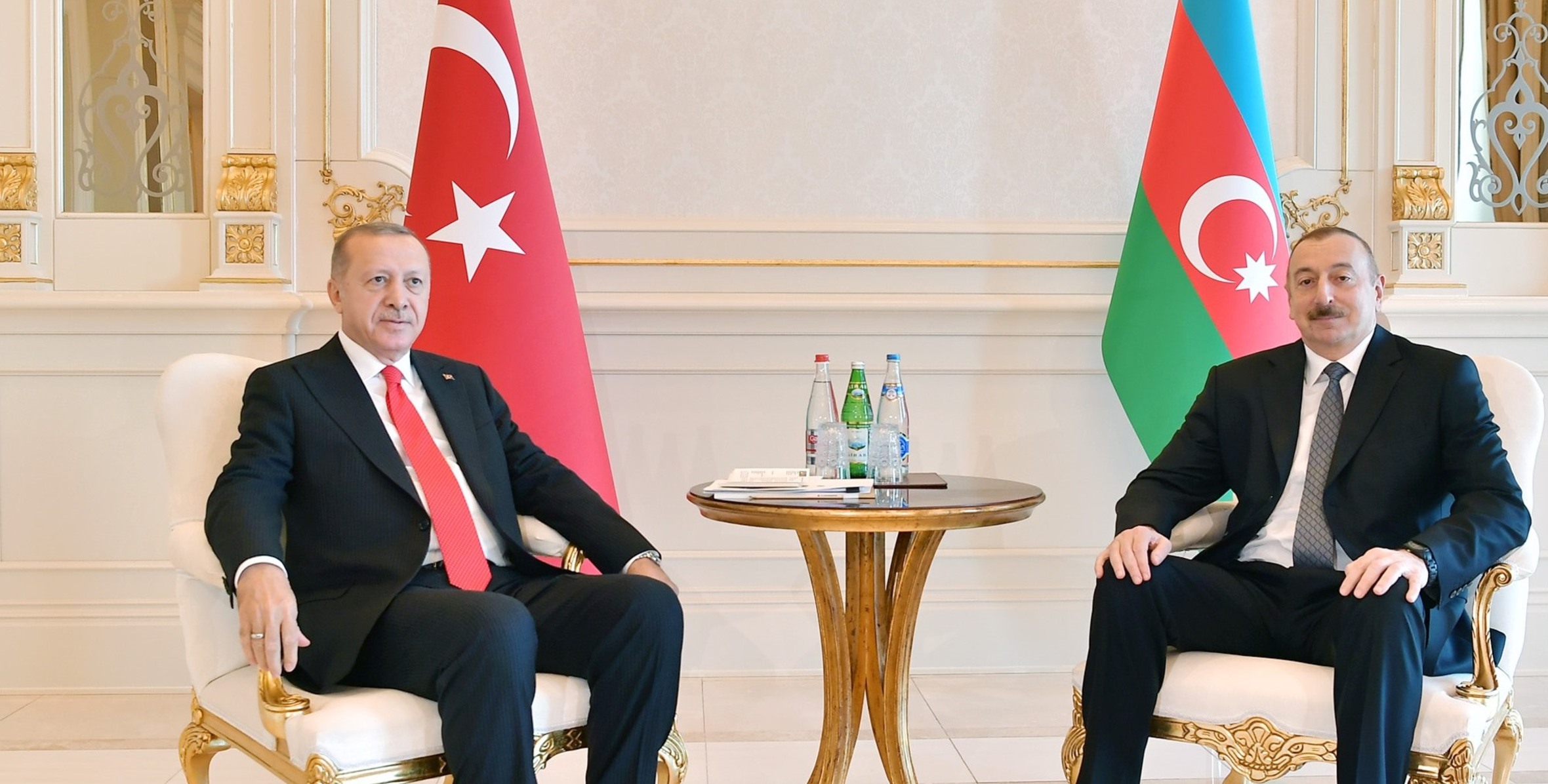 “Ərdoğanla gündə iki dəfə danışsaz da, yenə sizə salam göndərdi”