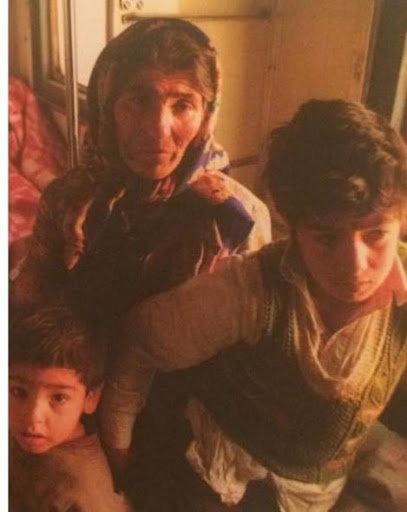 3 övladı və həyat yoldaşı şəhid olmuş ana təqaüdünü Silahlı Qüvvələrə Yardım Fonduna köçürdü - FOTO