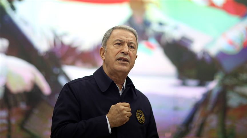 Hulusi Akar və digər yüksək vəzifəli hərbiçilər Müdafiə Nazirliyində görüş keçirdilər