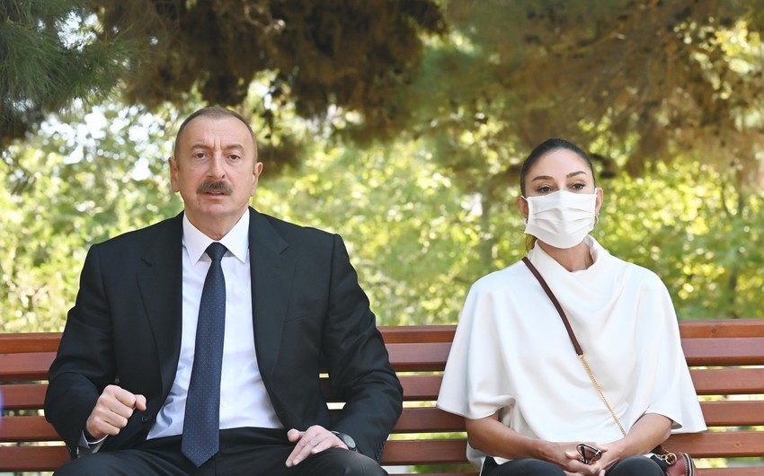 İlham Əliyev və Mehriban Əliyeva 1 saylı Kliniki Tibbi Mərkəzdə müalicə olunan hərbçilərlə görüşüblər - VİDEO 