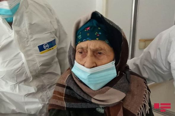 Goranboyda 110 yaşlı qadın koronavirusdan sağalıb - FOTO