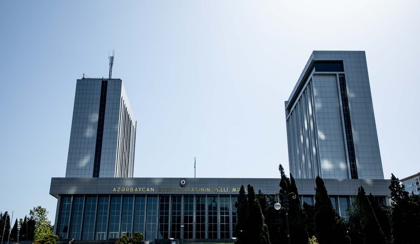 Milli Məclisin deputatları koronavirus yoxlanışından keçirilir