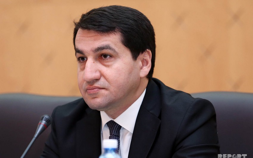 Hikmət Hacıyev: “Diplomatları Füzuliyə gətirdik ki, erməni vəhşiliyini öz gözləri ilə görsünlər”