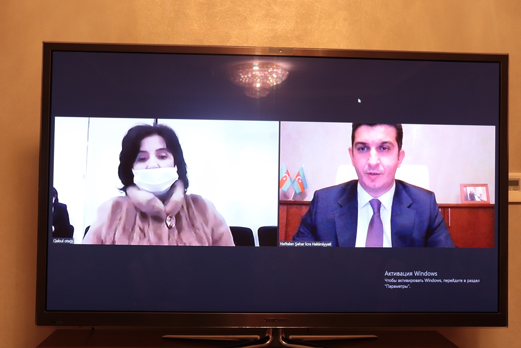 İcra başçısı vətəndaşlarla növbəti onlayn qəbul keçirdi - FOTOLAR