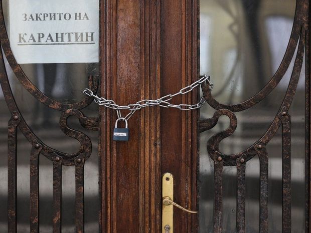 Ukraynada koronavirus dəhşəti səngimir: Ölkə sərt karantinə keçir