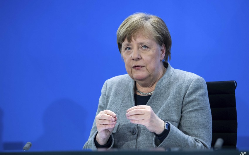 Angela Merkel: "Pandemiya dünya iqtisadiyyatındakı tarazlığı pozub"