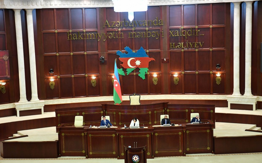 Sədr: "Pandemiyadan sonra da iclaslar videokonfrans şəklində keçiriləcək"