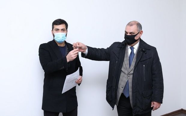 Azərbaycanda ofislə təmin edilmiş siyasi partiyaların sayı 14-ə çatıb - FOTO