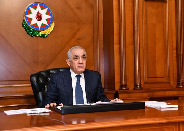 Baş nazir karantinə nəzarətlə bağlı Operativ Qərargahı topladı