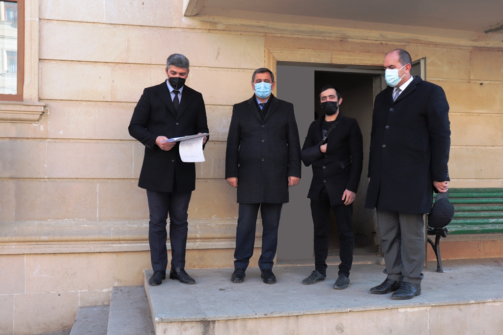 İcra başçısı və millət vəkili adından  şəhid və qazi ailələrinə sovqatlar verildi - FOTOLAR
