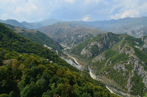 30 ildə Qarabağı talayan xarici şirkətlər - SİYAHI