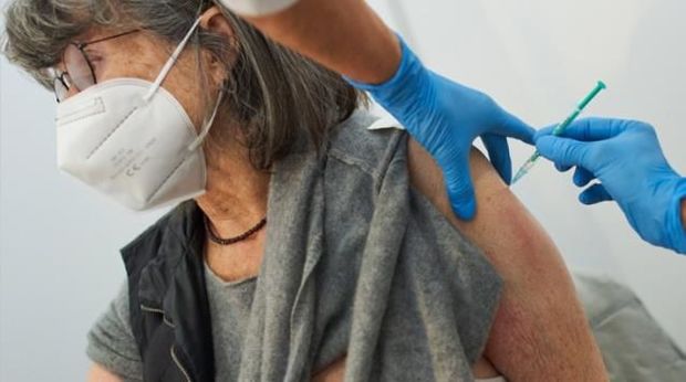 Norveçdə koronavirus peyvəndi vurulan onlarla insan niyə həyatını itirib?