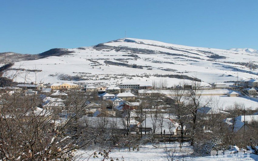 Bakıya sulu qar, bölgələrdə yağış və qar yağıb