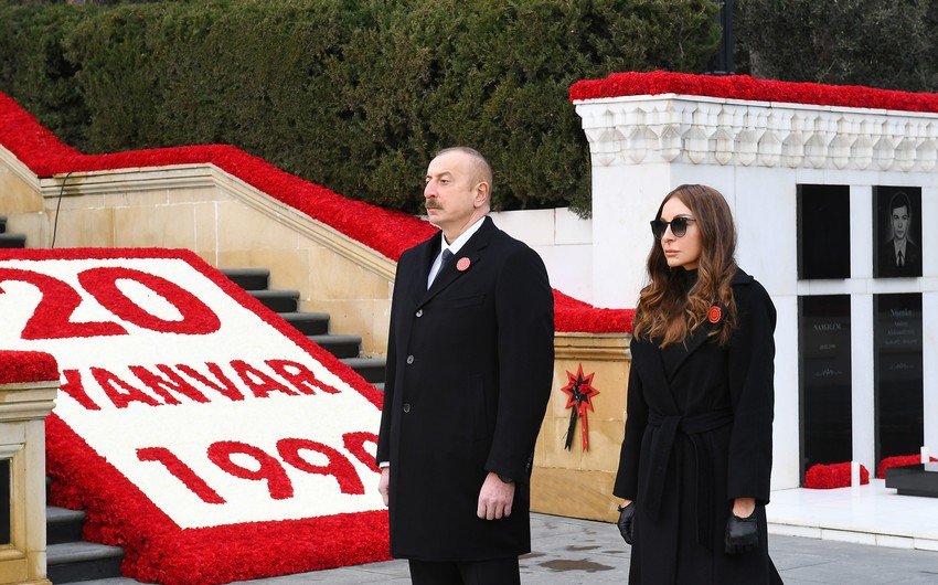 İlham Əliyev və Mehriban Əliyeva Şəhidlər xiyabanını ziyarət etdi - FOTOLAR