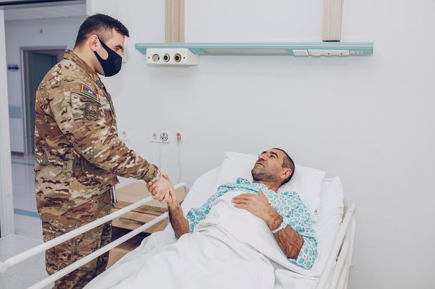 “YAŞAT” şəhid ailələrinin əməliyyat xərclərini ödədi - FOTO