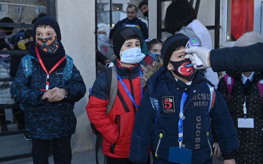 Bakıda 5 müəllim, məktəbəhazırlıq qrupuna cəlb olunan 1 uşaq koronavirusa yoluxdu