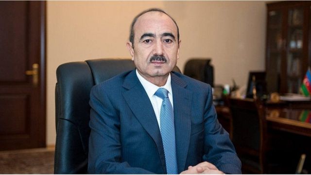 Vilayət Eyvazov Əli Həsənovun qaynını işdən çıxardı