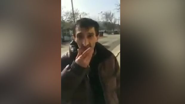 Bakıda kişinin boğazına zəncir vurdular: DİN hərəkətə keçdi – VİDEO