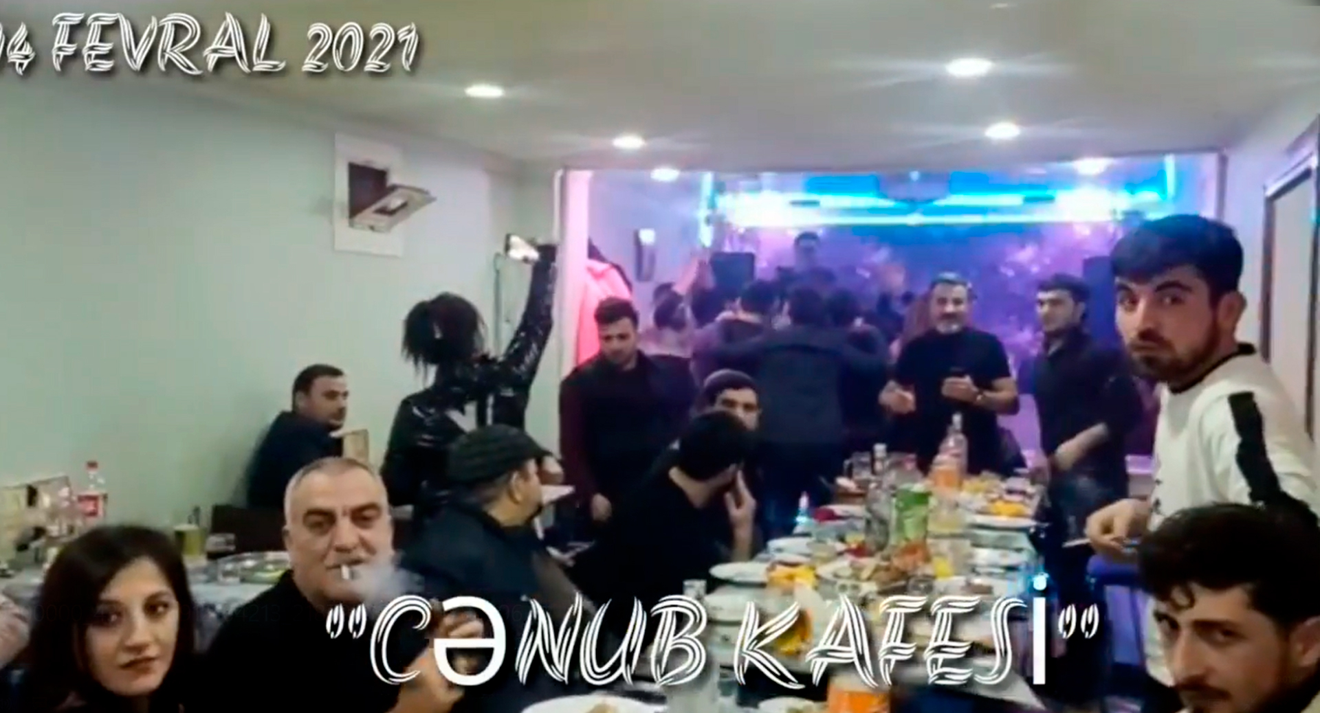 “Sevgililər günü”nü kafedə keçirən şəxslər cərimələndi - VİDEO